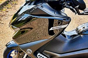 YAMAHA TMAX 560 SUPER ACCESSORIATO