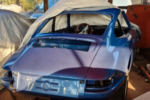 Porsche 911 2.4S 