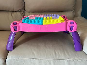 Set tavolino e costruzioni mega blocks