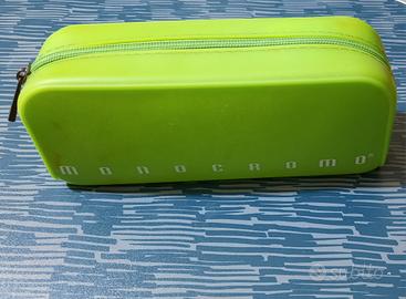 Astuccio Monocromo
