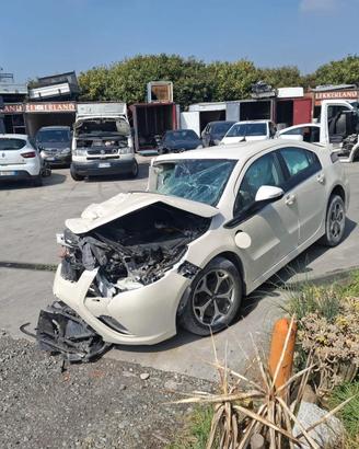 OPEL AMPERA PER RICAMBI CODICE MOTORE LUU