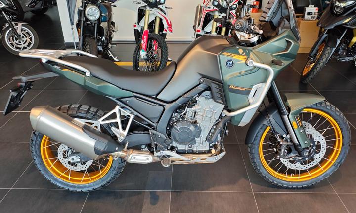 Kove 800X PRO in SUPER PROMO SHAD