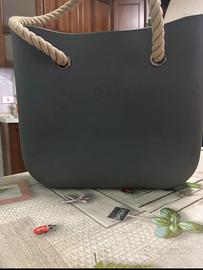 o bag grigia