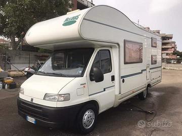 Camper MC louis 560