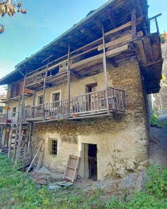 RHEMES-SAINT-GEORGES Frazione Sarral