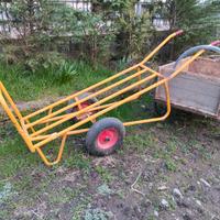 carrello per balle di fieno 