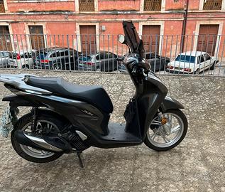 Honda SH 150 anno 2021 10000km