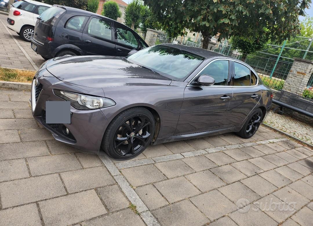 Alfa Romeo Giulia 2016 photo 2