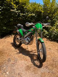 Moto HM locusta 200cc
