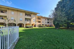 4 LOCALI A CASTELLAMONTE