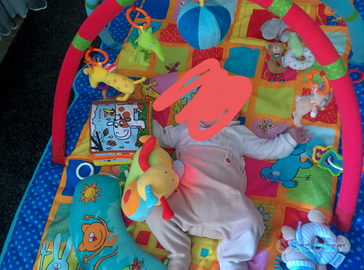Tappeto Taf toys 3 in 1 curiosity gym musicale