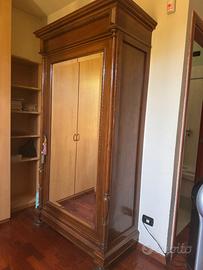 Armadio antico a un'anta con specchio fine '800