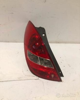 Fanale posteriore sinistro Hyundai I20 2011
