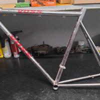 Telaio Voss in titanio 