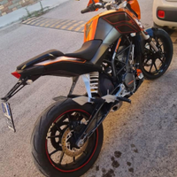 KTM Duke 125