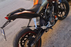 KTM Duke 125