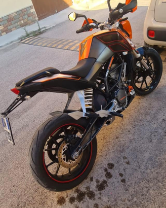KTM Duke 125