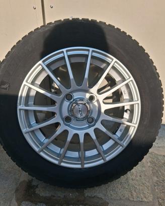 cerchi e gomme ford fiesta 