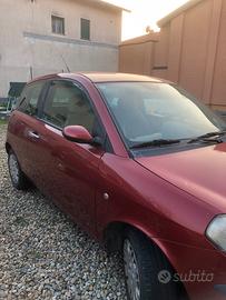 Lancia Ypsilon