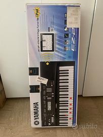 Tastiera Yamaha EZ 220 nera nuova