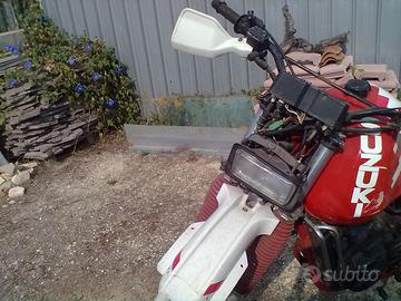 Suzuki DR 650 del 1991 Djebel originale con pezzi