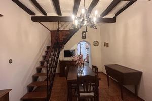 5 LOCALI A ALVITO