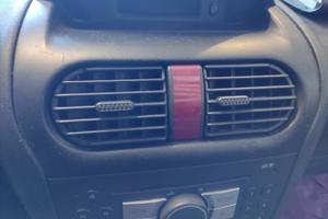 Bocchetta clima centrale OPEL COMBO del 2007