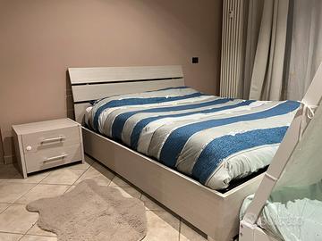 Camera da letto legno chiaro Settembre 2022