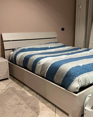 Camera da letto legno chiaro Settembre 2022