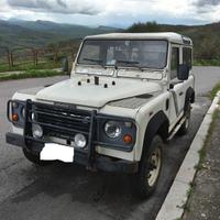 Defender Land Rover