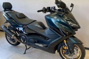 Yamaha T Max 560