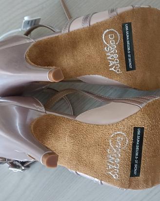 scarpe ballo nuove di zecca . 