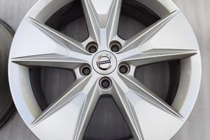 4 Cerchi In Lega ORIGINALI VOLVO Da 18 XC40 XC60