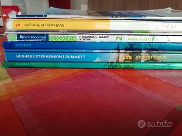 Libri inglese e francese per liceo interazionale