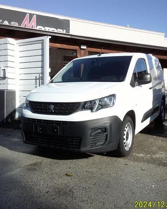 PEUGEOT Partner BlueHDi 130 S&S PL-DC Furgone Mo