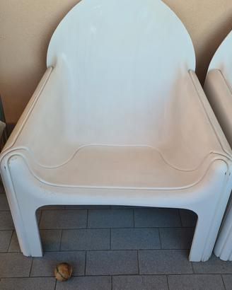 Coppia poltrone di design Gae Aulenti