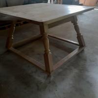 Tavolo tirolese 130x130 in VERO LEGNO massiccio.