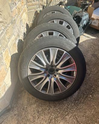 ruote 235/60 r18