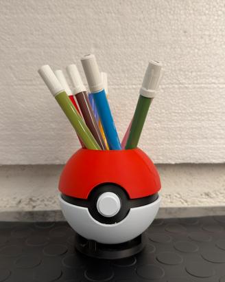 Portapenne da scrivania forma pokeball