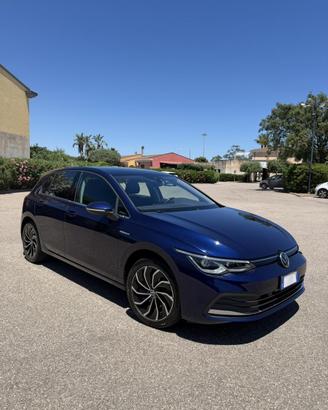 Golf 8