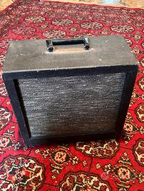 Amplificatore Paris corporation