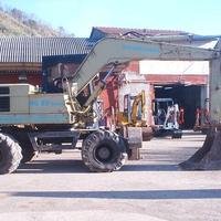 Escavatore usato Gommato HYDROMACH HG85 Turbo