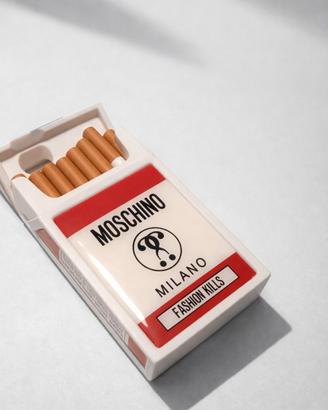 Cover iPhone Moschino Milano “Fashion Kills” – Ico
