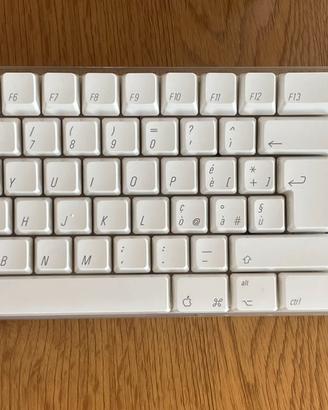 Tastiera Apple wireless retro