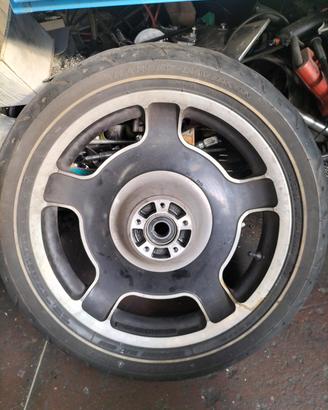cerchio anteriore originale Harley Davidson 