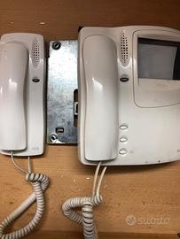 Videocitofono ABB con  un citofono