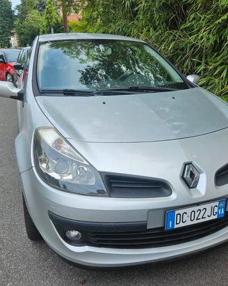 Renault Clio 1.2 16V 5 porte Dynamique