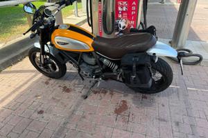 Ducati Scambler 800
