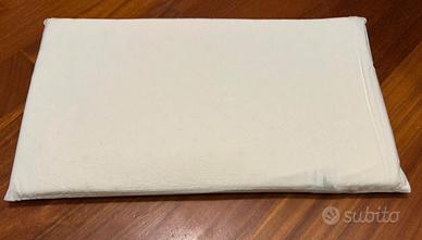 Cuscino neonato anti soffocamento