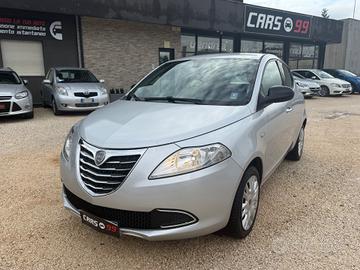 Lancia Ypsilon 1.2 69 CV 5 porte Silver